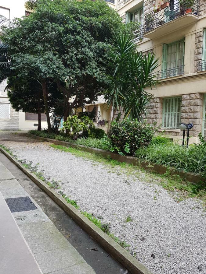 Apartment Proche Mer Nizza Esterno foto