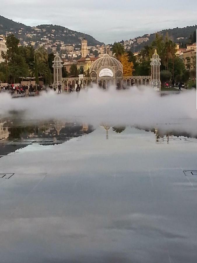 Apartment Proche Mer Nizza Esterno foto